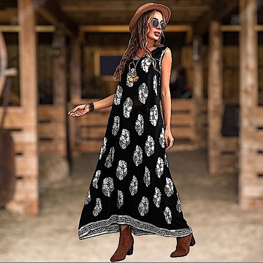 BOHEMIAN SLEEVELESS MAXI DRESS - Picture 4 of 8